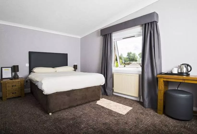 Отель Douglas Arms