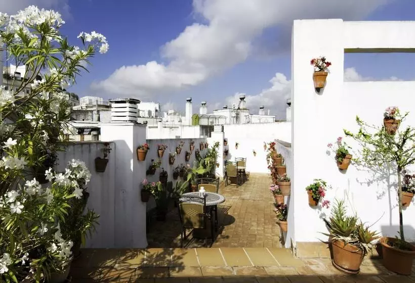 هتل Un Patio Al Sur