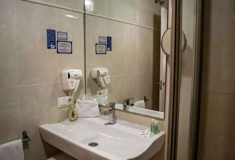 هتل Un Patio Al Sur