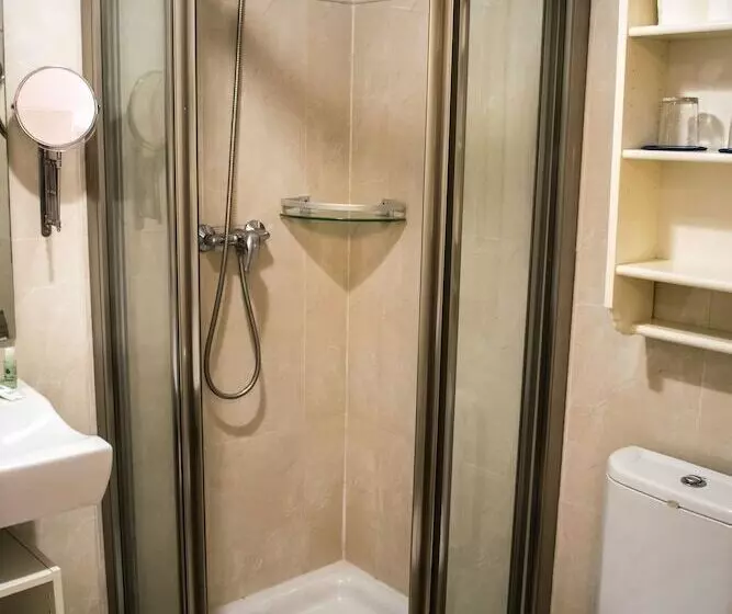 هتل Un Patio Al Sur