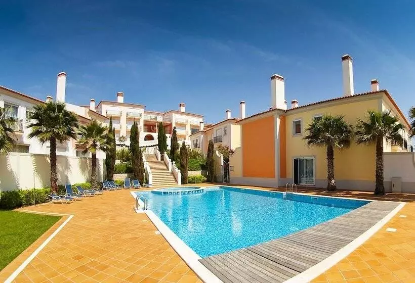 The Village Praia D El Rey Golf & Beach Resort