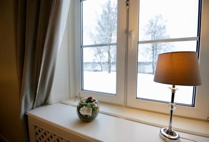 בית מלון כפרי Uddeholms L