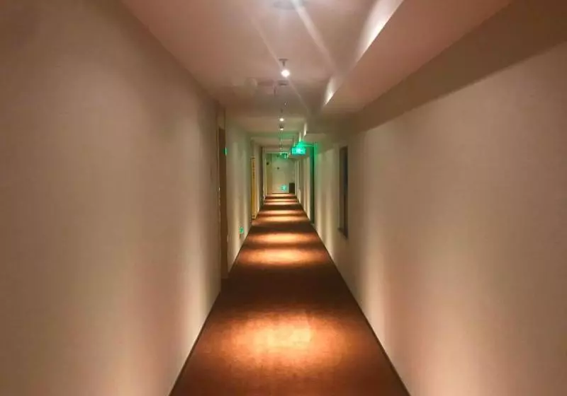 هتل Iu S·wanda Plaza Taizhou