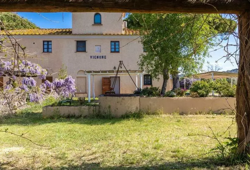 Hotelli Agriturismo Arundineto Valle   By Bolgheri Holiday