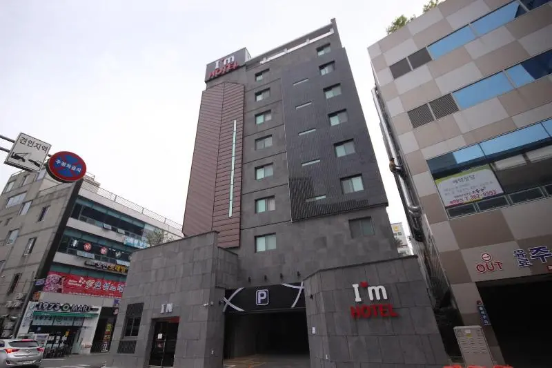 ホテル Im