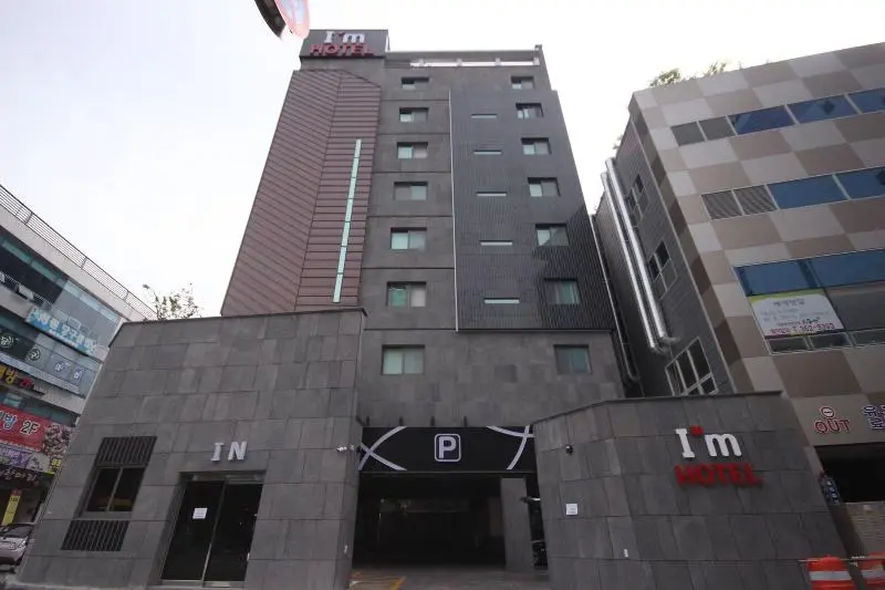 ホテル Im
