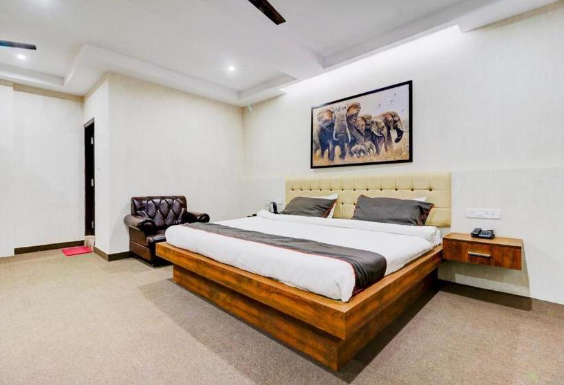 Otel Oyo 78487 Collection O Vera Inn