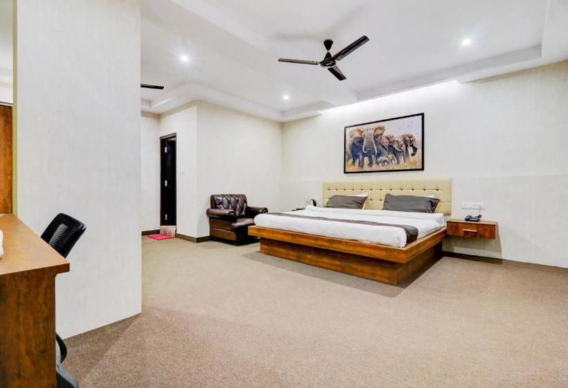 Otel Oyo 78487 Collection O Vera Inn