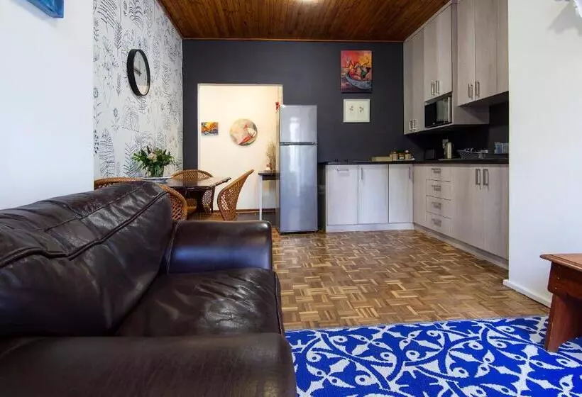 ペンション Sixty Three