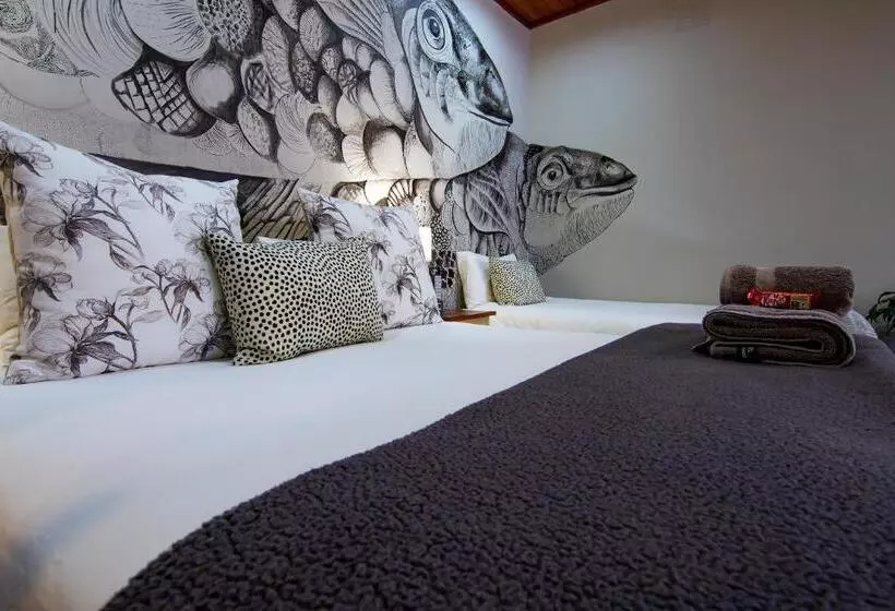 ペンション Sixty Three