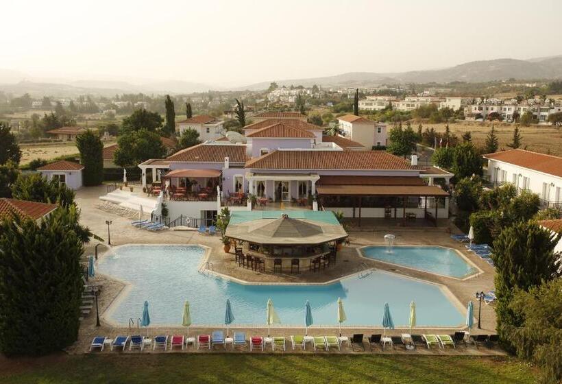 ホテル Akamanthea Holiday Village