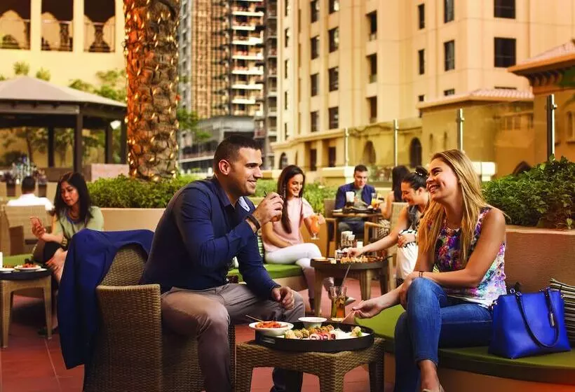 ホテル Amwaj Rotana, Jumeirah Beach   Dubai