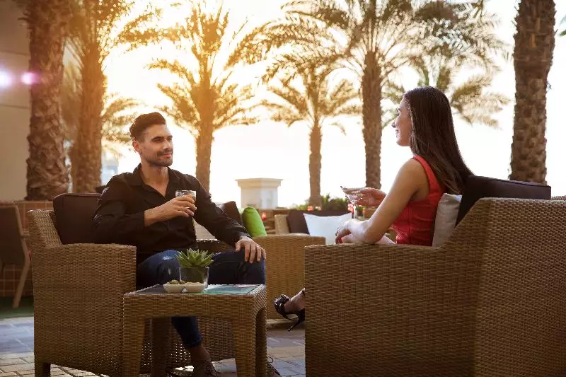 هتل Amwaj Rotana, Jumeirah Beach Dubai