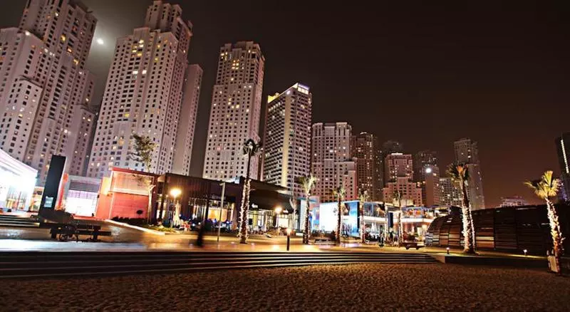 هتل Amwaj Rotana, Jumeirah Beach Dubai