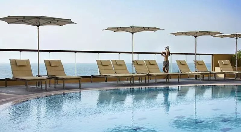 هتل Amwaj Rotana, Jumeirah Beach Dubai