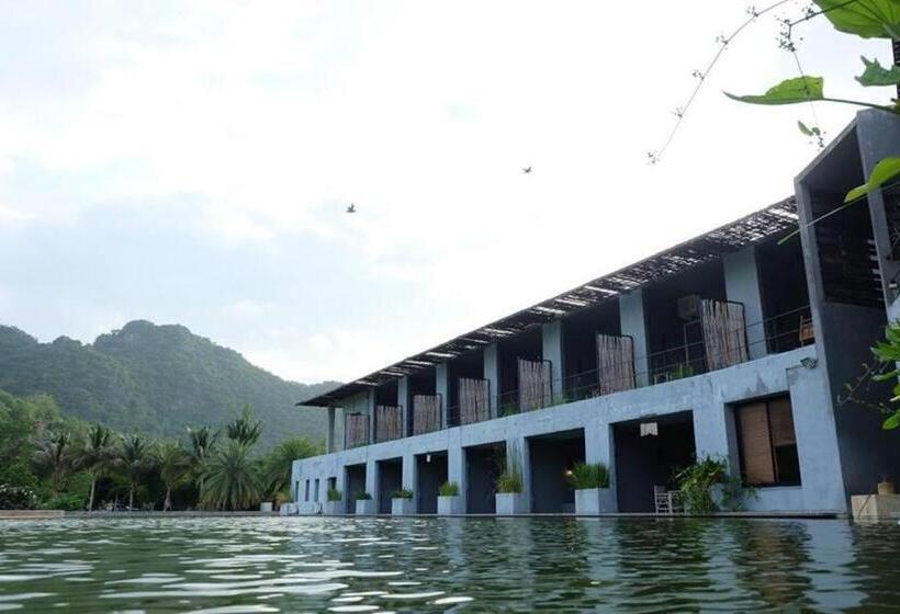 فندق Avartarn Miracles