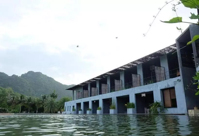 فندق Avartarn Miracles