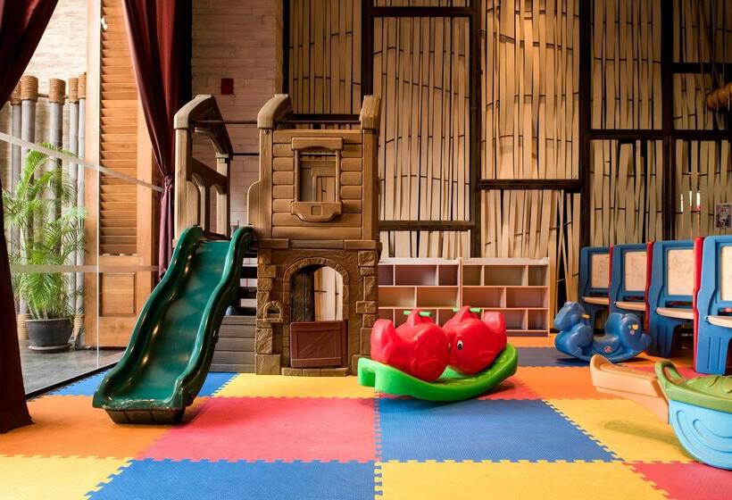 호텔 Centara Grand Mirage Beach Resort Pattaya