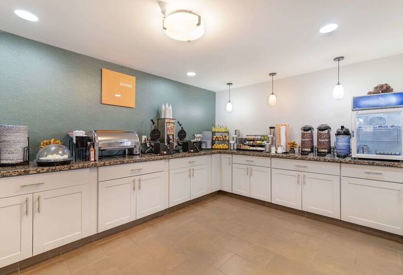 בית מלון כפרי Comfort Inn Airport