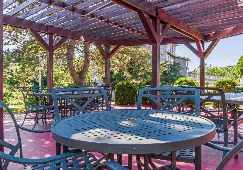 호텔 Comfort Inn Airport