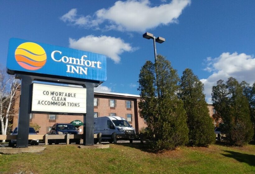 בית מלון כפרי Comfort Inn Airport