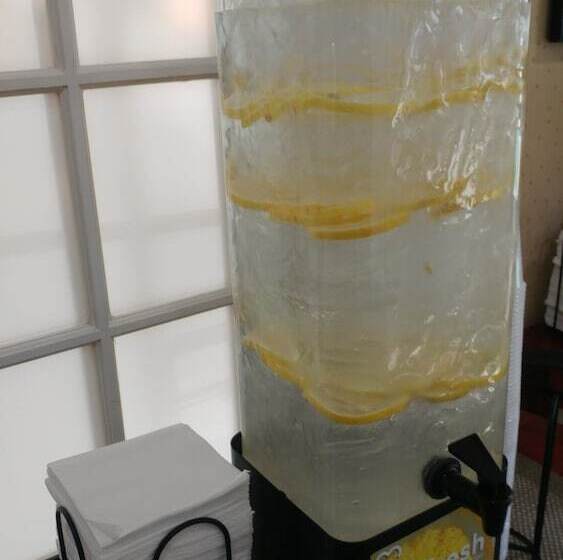 בית מלון כפרי Comfort Inn Airport