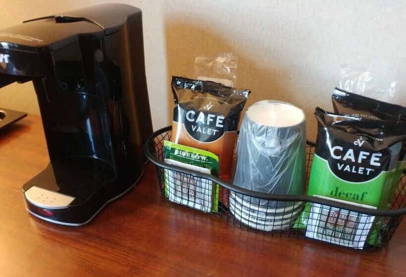 בית מלון כפרי Comfort Inn Airport