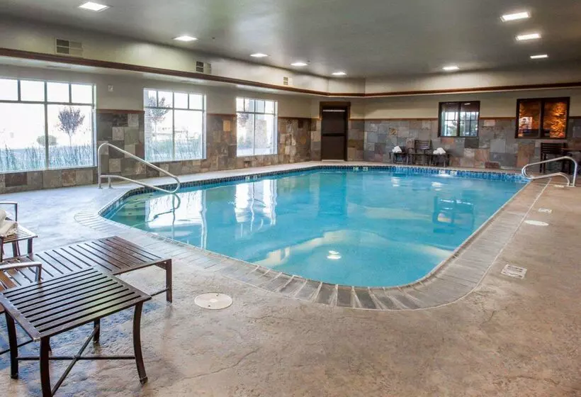 호텔 Comfort Suites Moses Lake