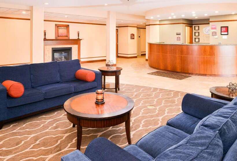 هتل Comfort Suites