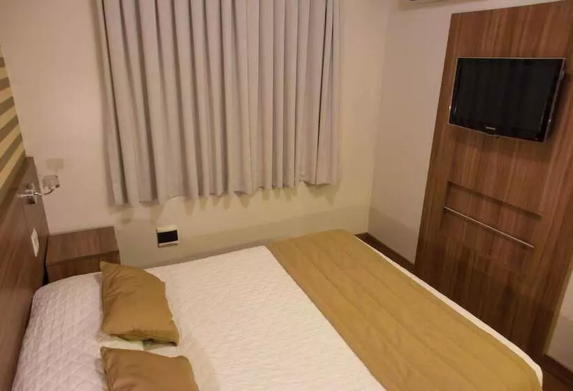 Hotel Continental Business  200 Metros Do Complexo Hospitalar Santa Casa