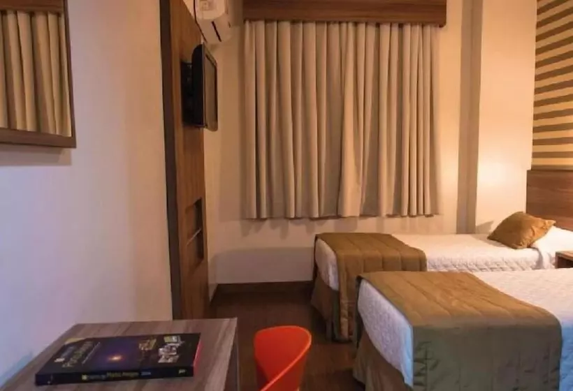 Hotel Continental Business  200 Metros Do Complexo Hospitalar Santa Casa