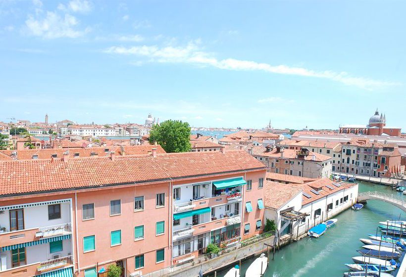 ホテル Sunny Terrace Hostel