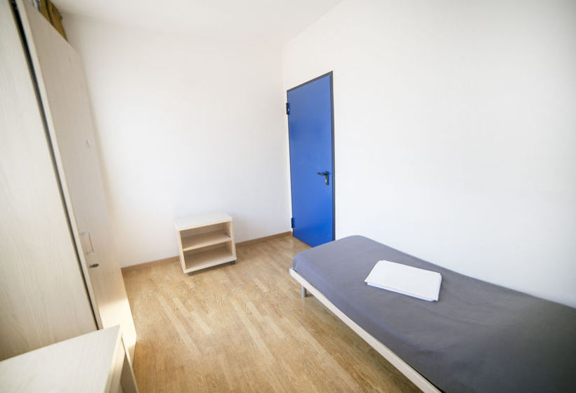 ホテル Sunny Terrace Hostel