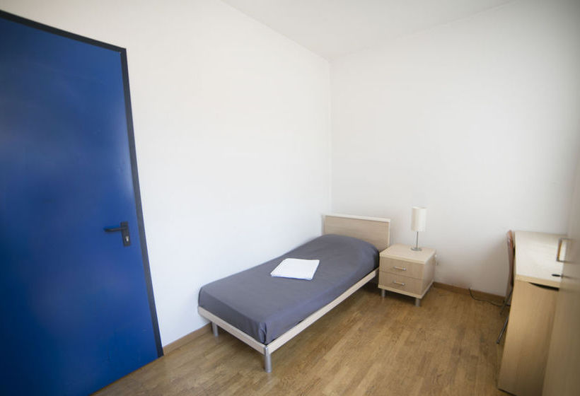 ホテル Sunny Terrace Hostel