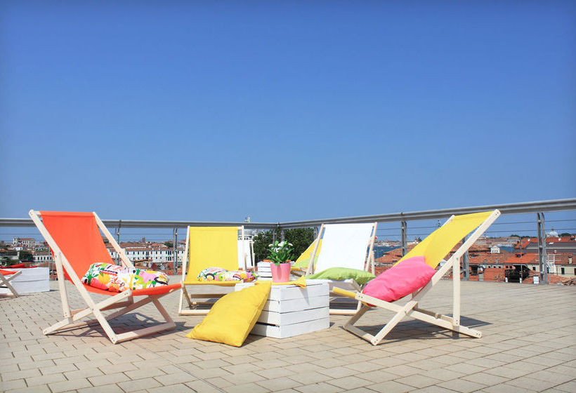 ホテル Sunny Terrace Hostel