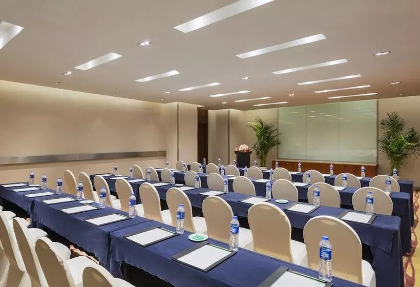 בית מלון כפרי Holiday Inn Nanjing Aqua City, An Ihg