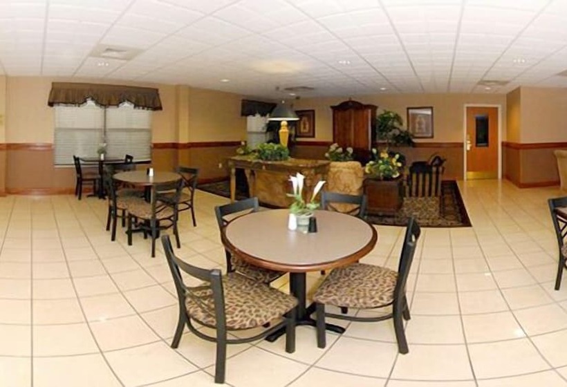 فندق Home2 Suites By Hilton Goldsboro