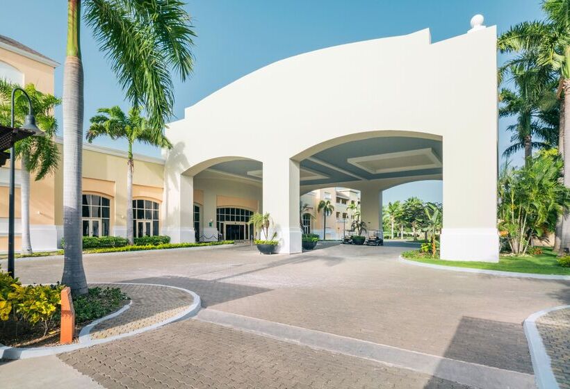 هتل Iberostar Waves Rose Hall Beach