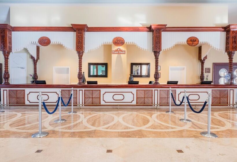 هتل Iberostar Waves Rose Hall Beach