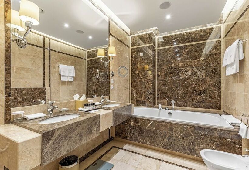 هتل Maidan Palace