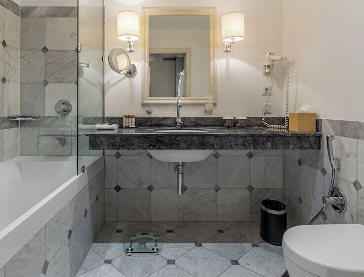 هتل Maidan Palace