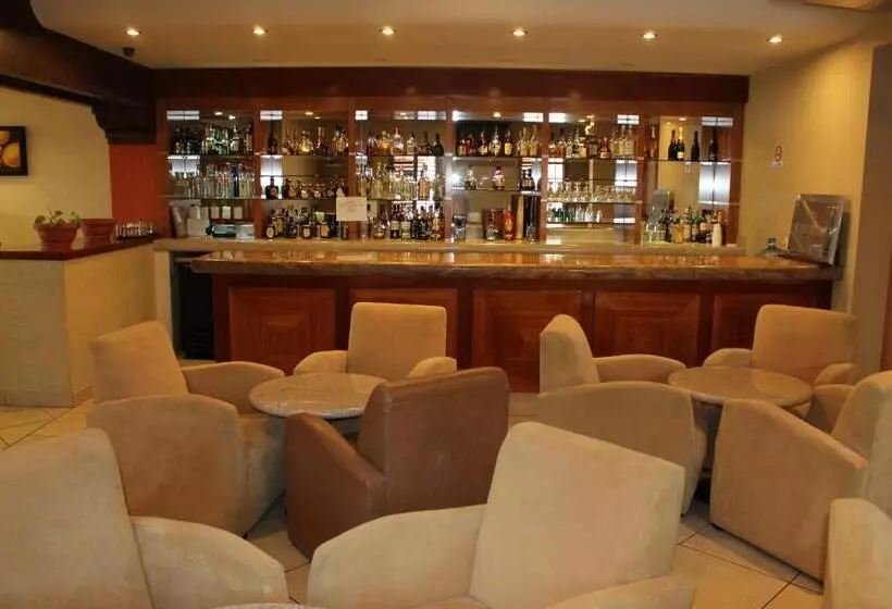 فندق Plaza Las Quintas