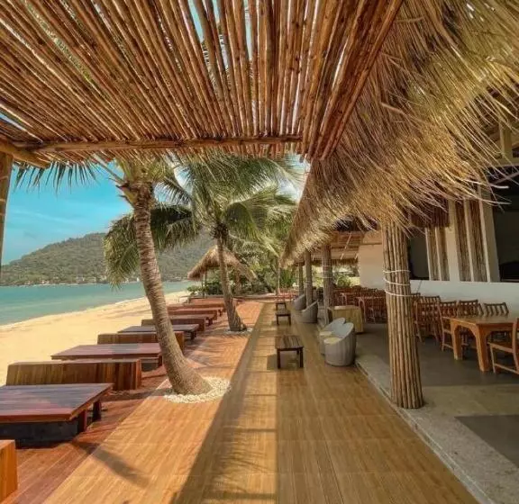 호텔 Supar Royal Beach