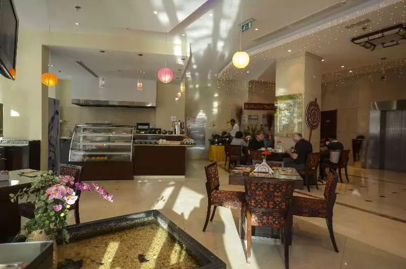 Parkside Hotel Apartment