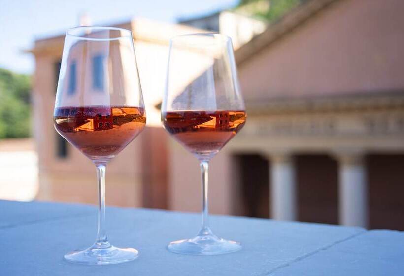 تختخواب و صبحانه Dimora De Matera Luxury Suites