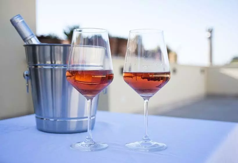 تختخواب و صبحانه Dimora De Matera Luxury Suites