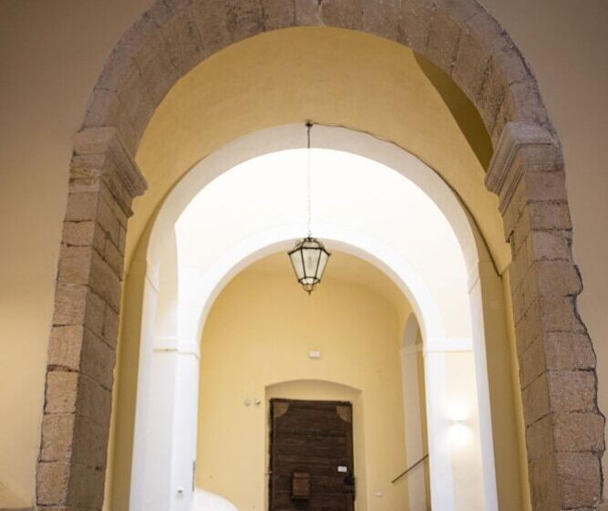 تختخواب و صبحانه Dimora De Matera Luxury Suites