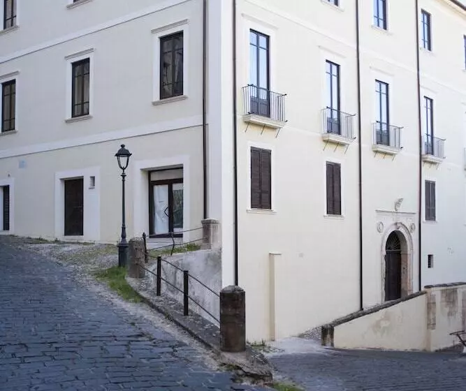 تختخواب و صبحانه Dimora De Matera Luxury Suites