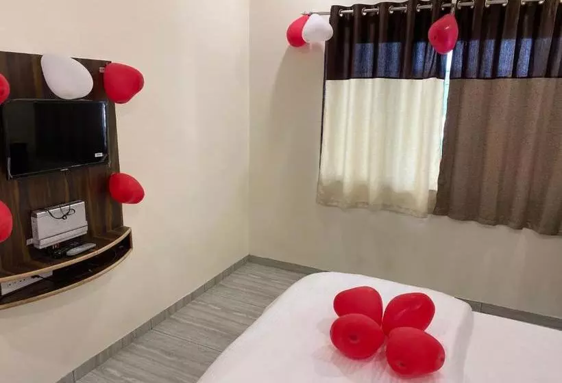 تختخواب و صبحانه Galaxy Residency, Panchgani   Mtdc Approved