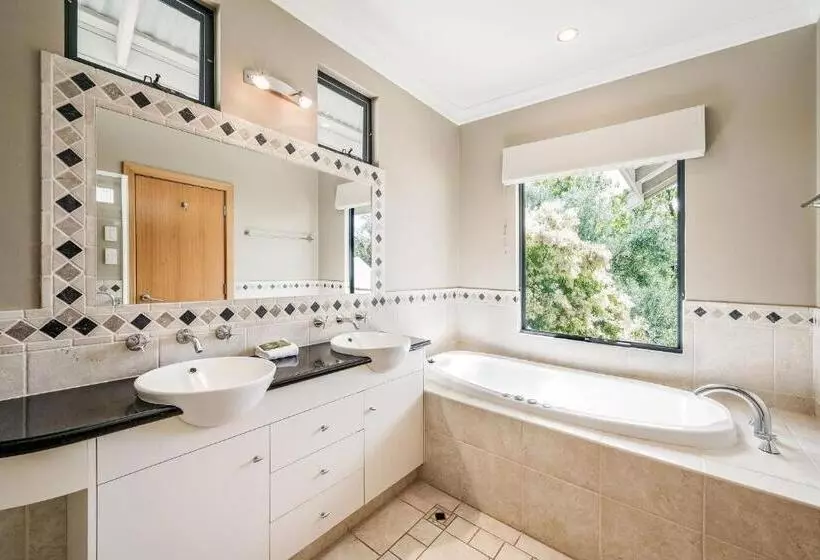 Geographe Cove Resort